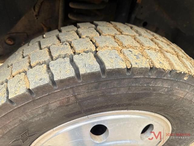 Image of Dodge Ram 3500 equipment image 2