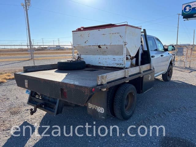 Image of Dodge Ram 3500 equipment image 4