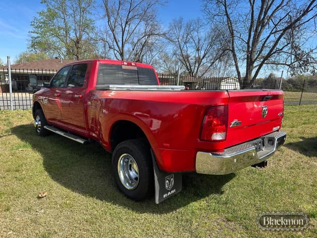 Image of Dodge Ram 3500 equipment image 2