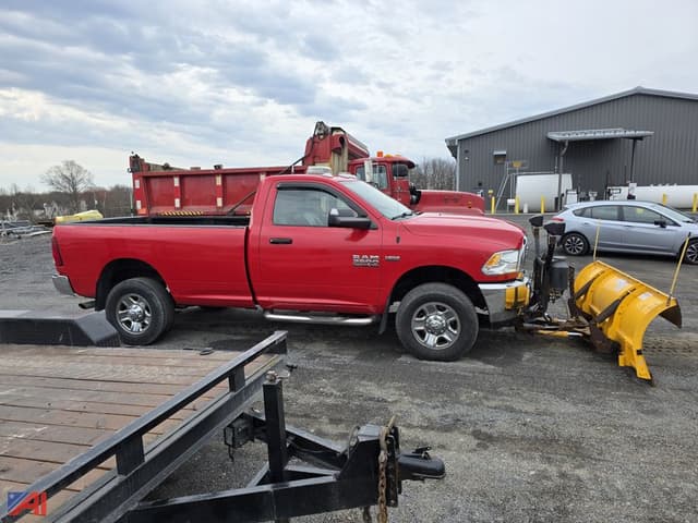 Image of Dodge Ram 3500 equipment image 4