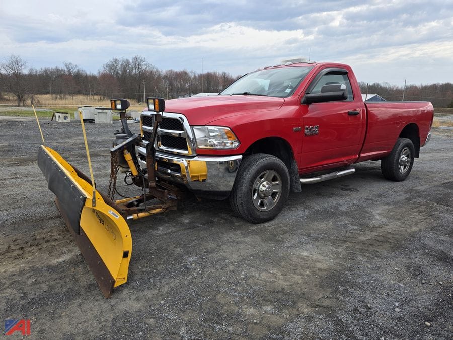 2016 Dodge Ram 3500 Equipment Image0