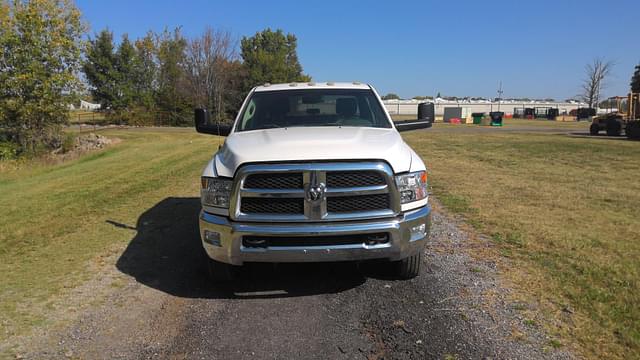 Image of Dodge Ram 3500 equipment image 1