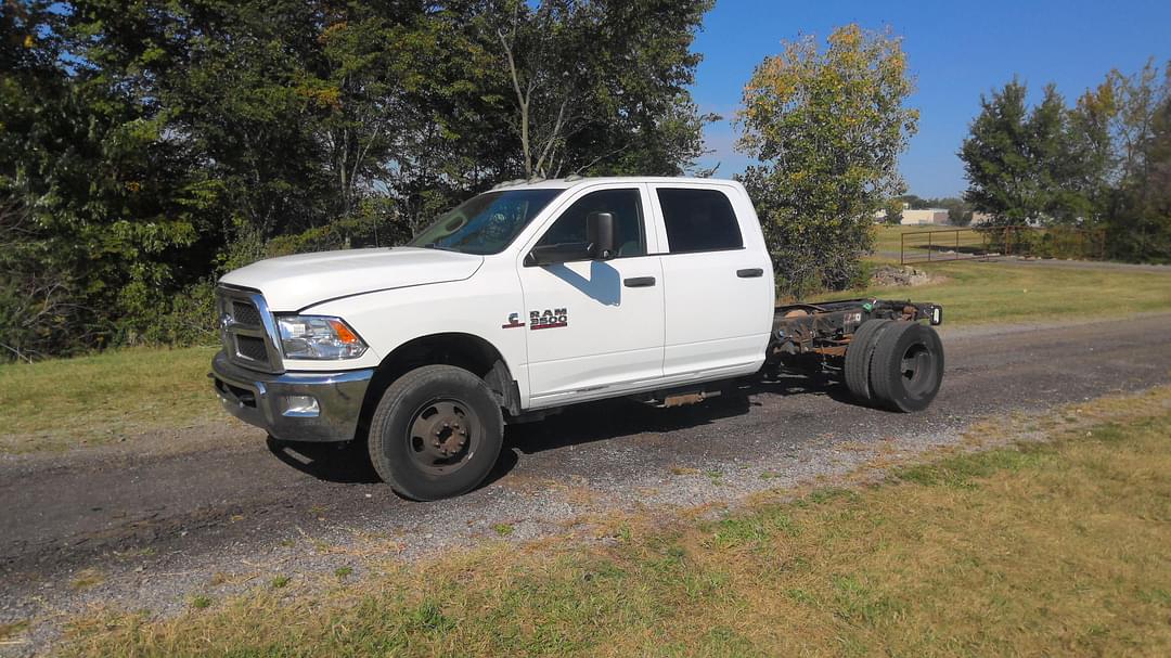 Image of Dodge Ram 3500 Primary image