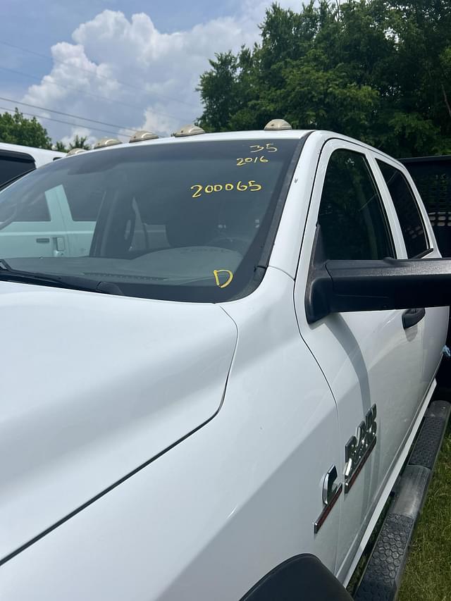 Image of Dodge Ram 4500 equipment image 4