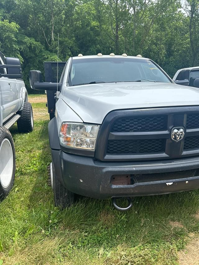 Image of Dodge Ram 4500 equipment image 2
