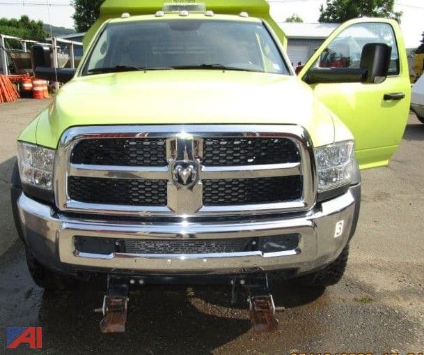 Image of Dodge Ram 5500 equipment image 3