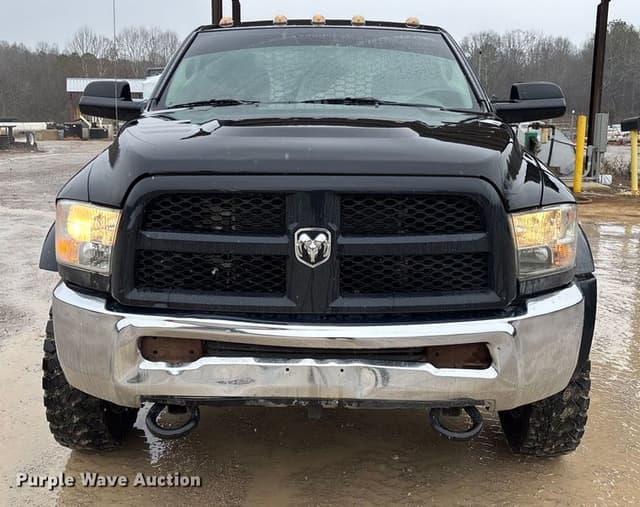 Image of Dodge Ram 5500 equipment image 2