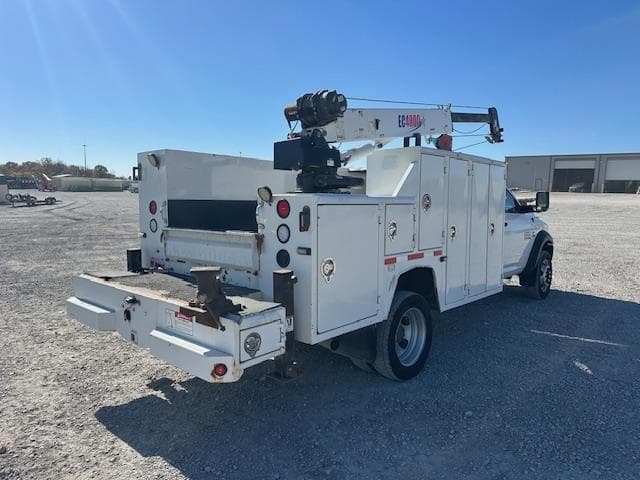 Image of Dodge Ram 5500HD equipment image 4