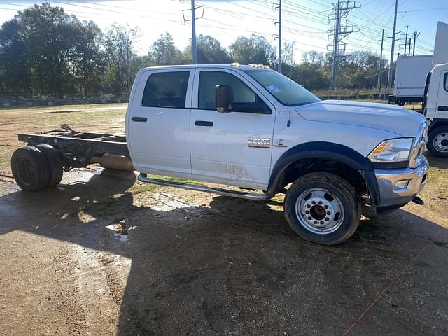 Image of Dodge Ram 5500HD equipment image 3