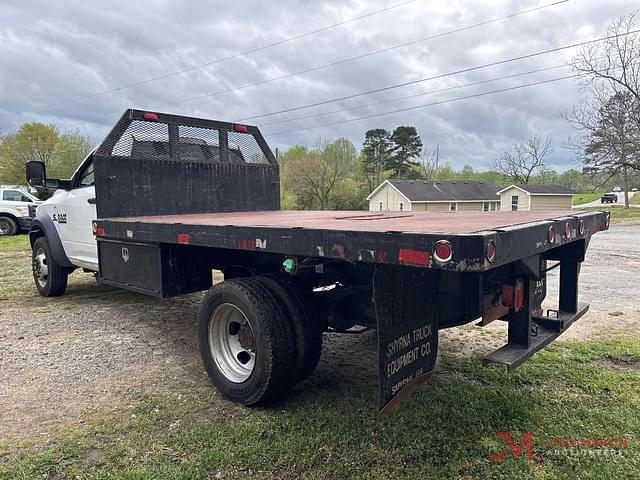 Image of Dodge Ram 5500 equipment image 3