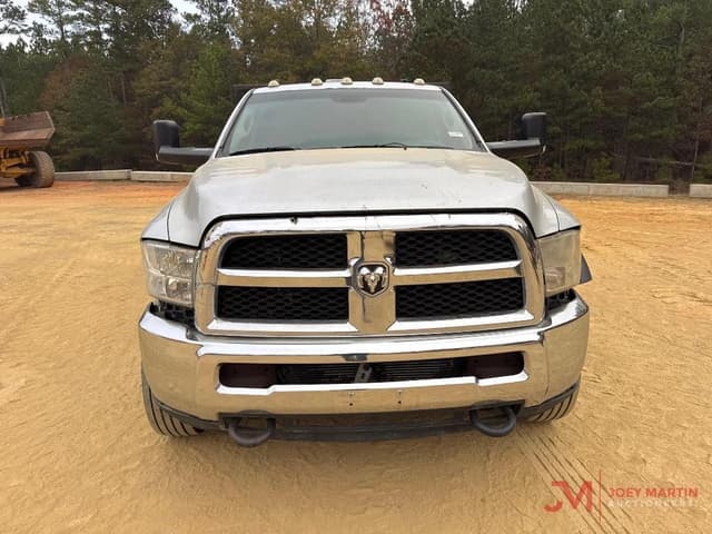 Image of Dodge Ram 5500 equipment image 4