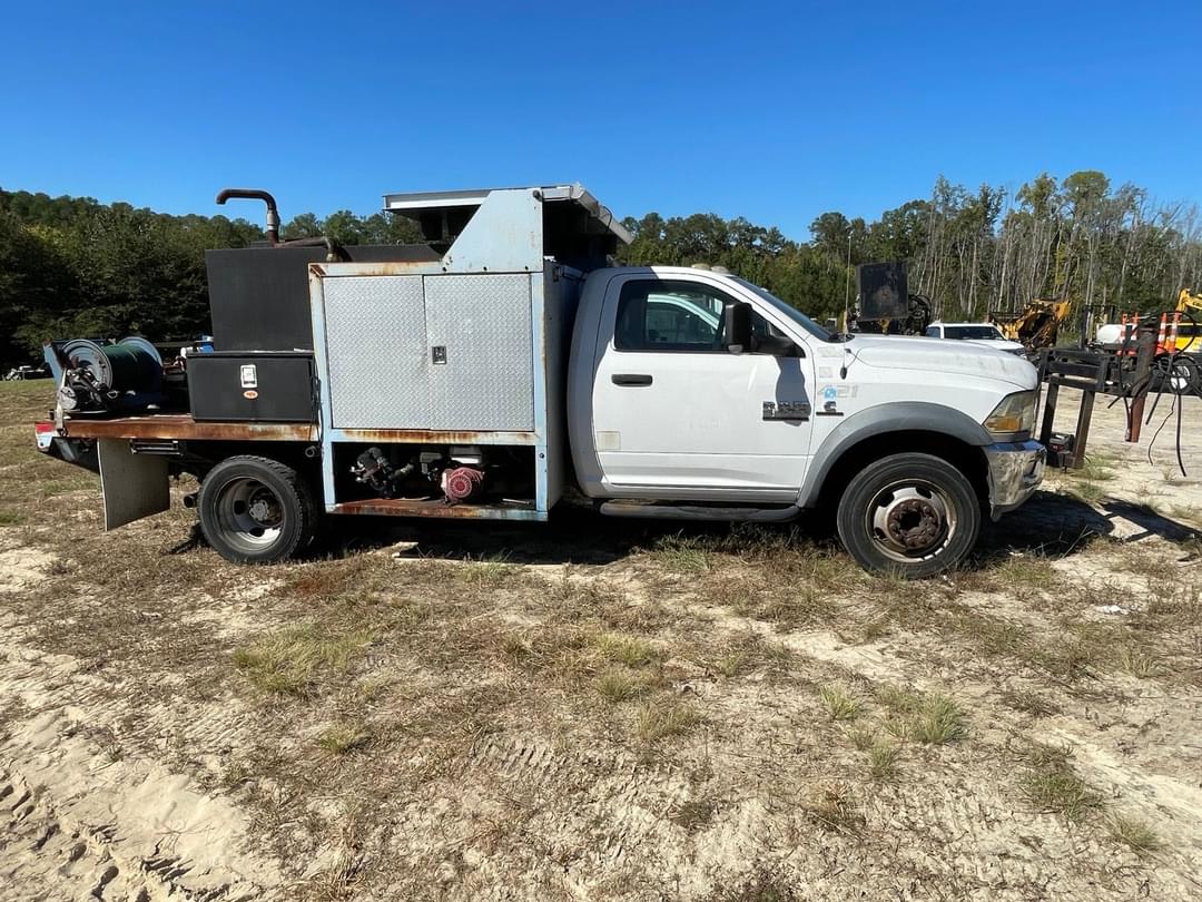 Image of Dodge Ram 5500 Primary image