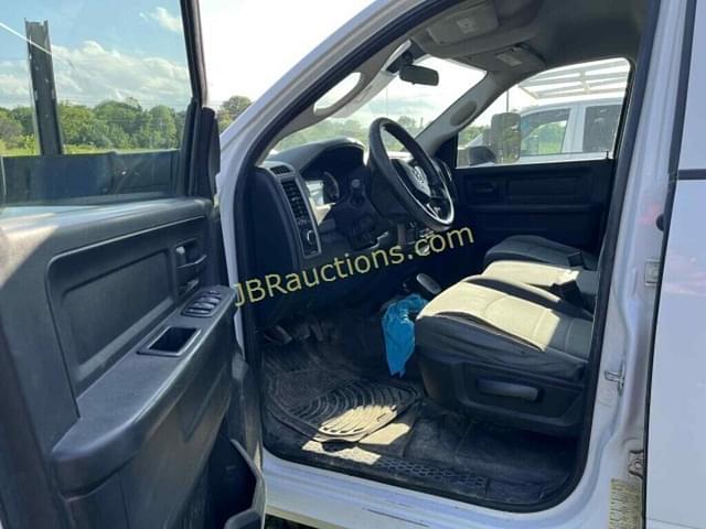 Image of Dodge Ram 5500 equipment image 4