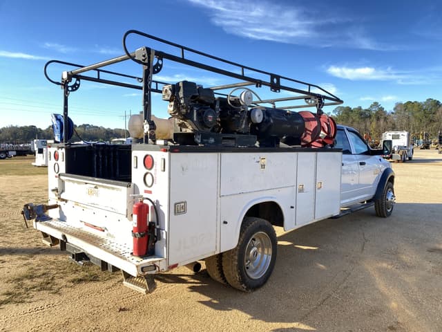 Image of Dodge Ram 5500 equipment image 2