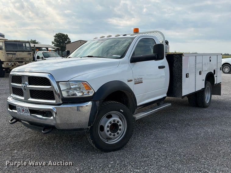 Image of Dodge Ram 5500 Primary image
