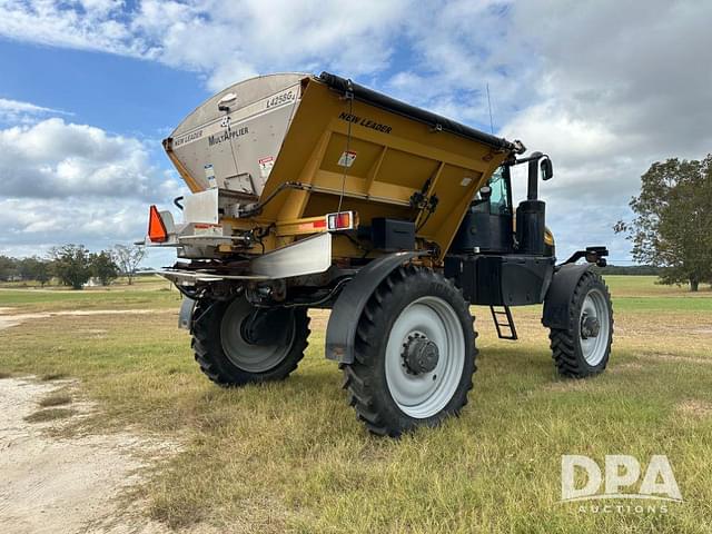 Image of RoGator RG1100B equipment image 4