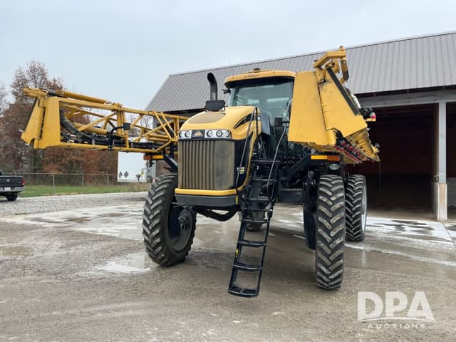 Image of RoGator RG1100B equipment image 1