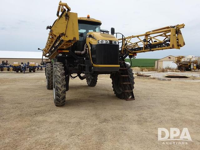 Image of RoGator RG1100B equipment image 3