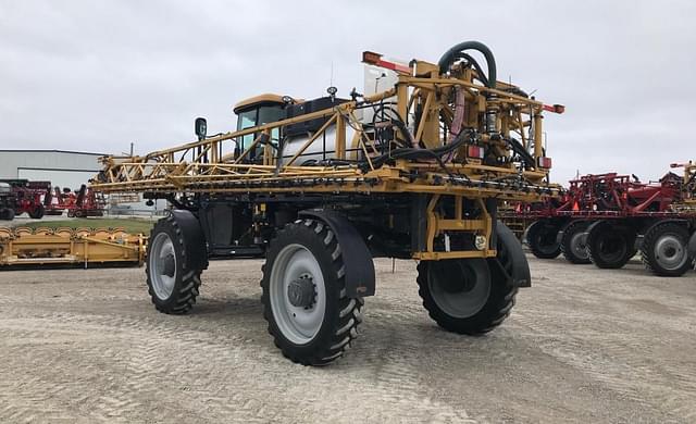 Image of RoGator RG1100B equipment image 4