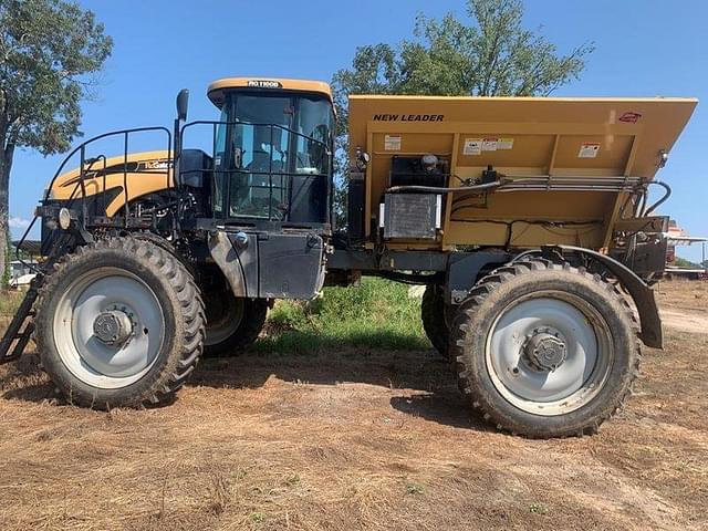 Image of RoGator RG1100B equipment image 1