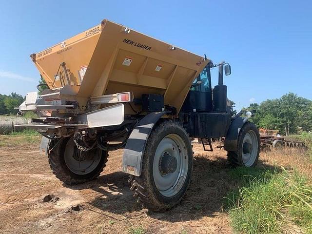 Image of RoGator RG1100B equipment image 4