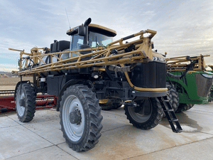 2016 RoGator RG1100B Image