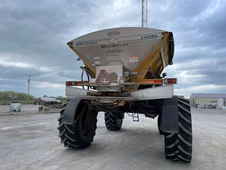 Main image RoGator RG1100B 10