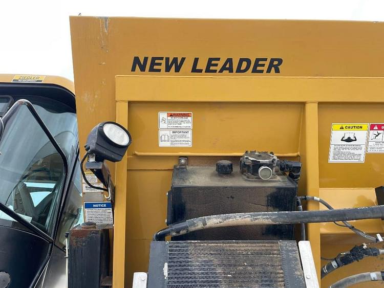 Main image RoGator RG1100B 40
