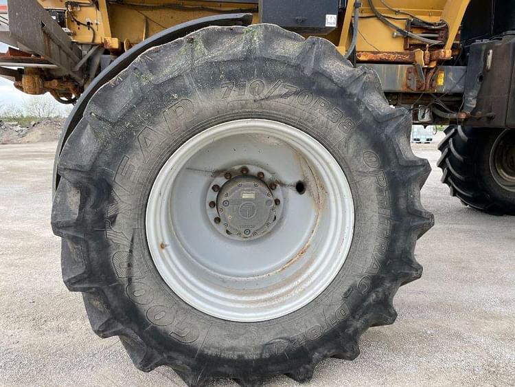 Main image RoGator RG1100B 94
