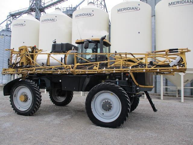 Image of RoGator RG1300B equipment image 1