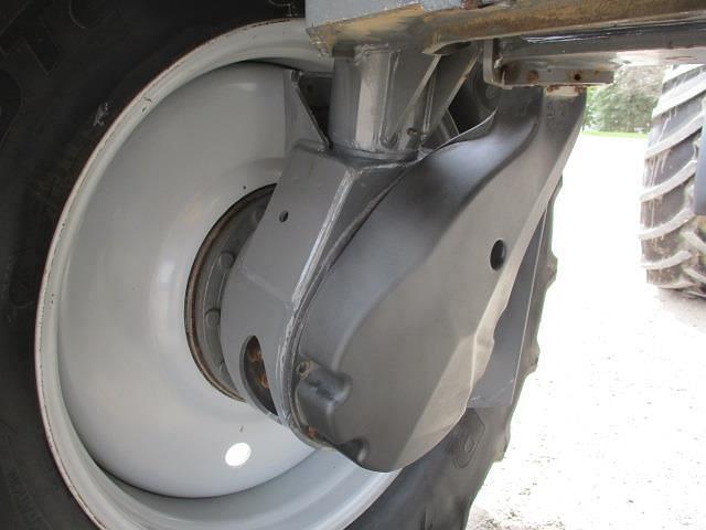 Main image RoGator RG1300B 36