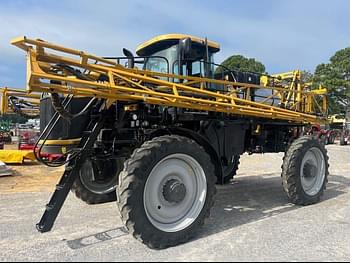 2016 RoGator RG900B Equipment Image0