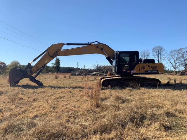 Image of SANY SY235CLC equipment image 4