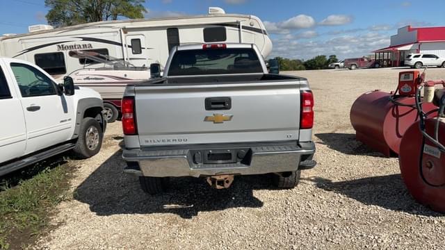 Image of Chevrolet 2500 equipment image 4