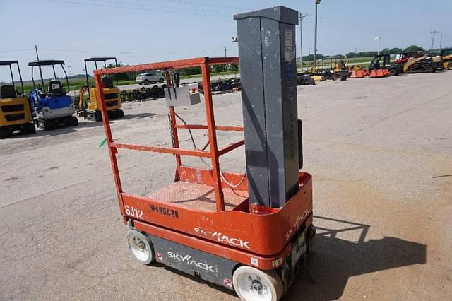Image of Sky Jack SJ12 equipment image 3