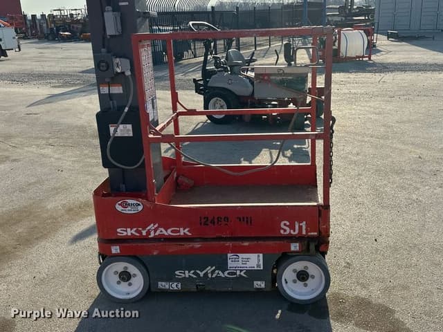 Image of Sky Jack SJ12 equipment image 3