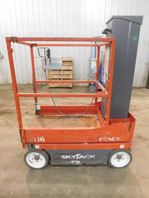 Image of Sky Jack SJ16 equipment image 1