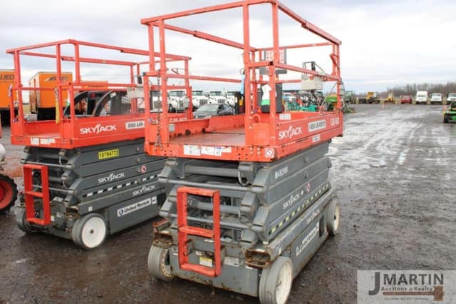 Image of Sky Jack SJ4632 equipment image 2