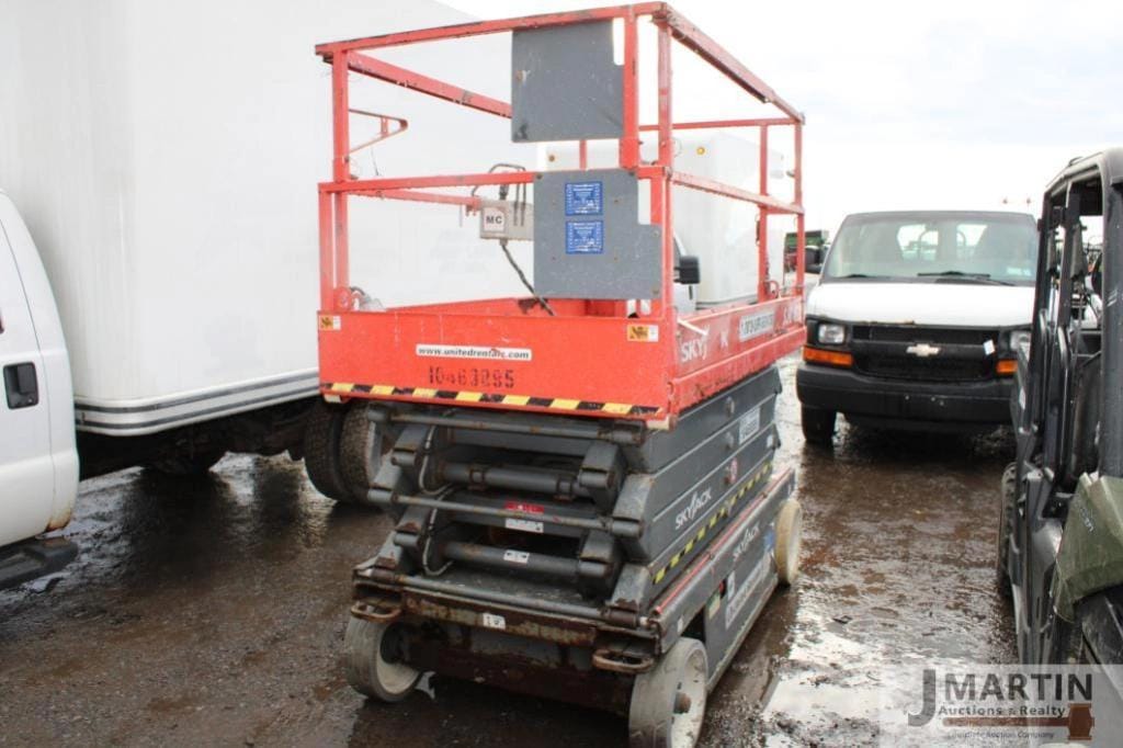 2016 Sky Jack SJ4632 Equipment Image0