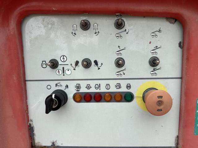Image of Sky Jack SJ61T equipment image 4