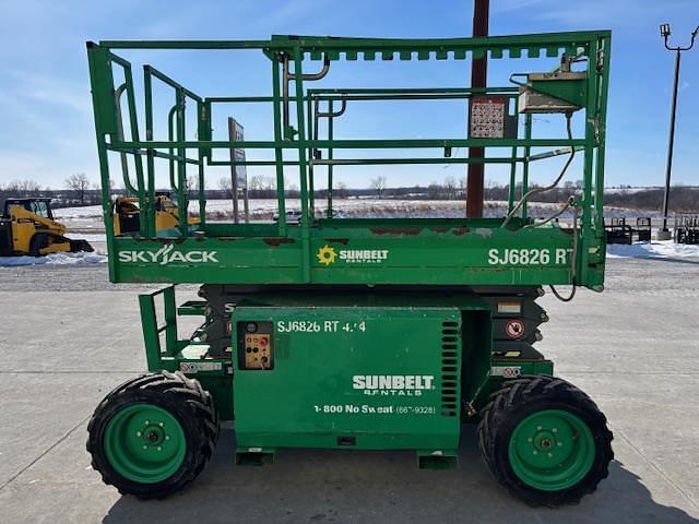 Image of Sky Jack SJ6826RT equipment image 2