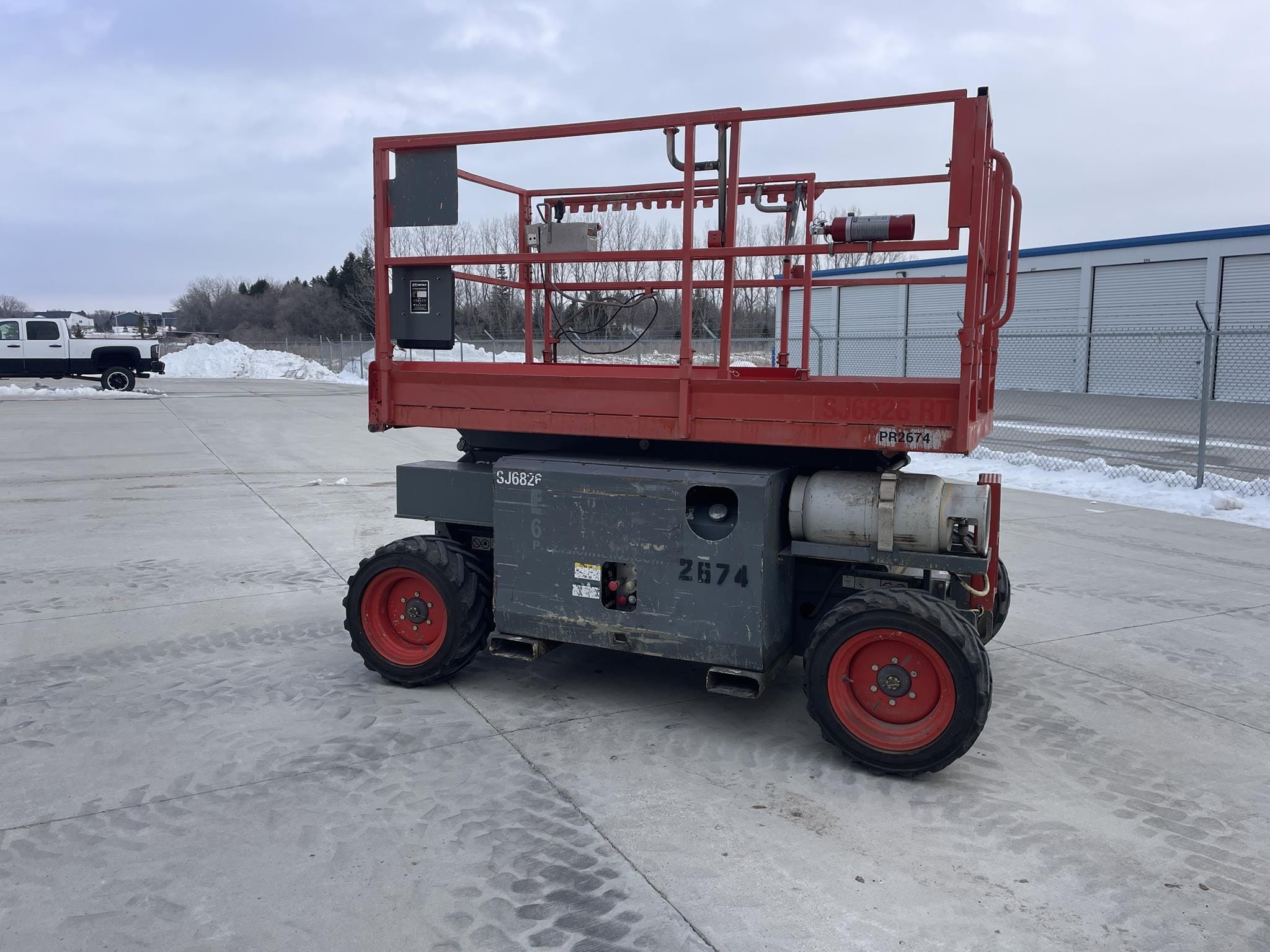 2016 Sky Jack SJ6826RT Equipment Image0