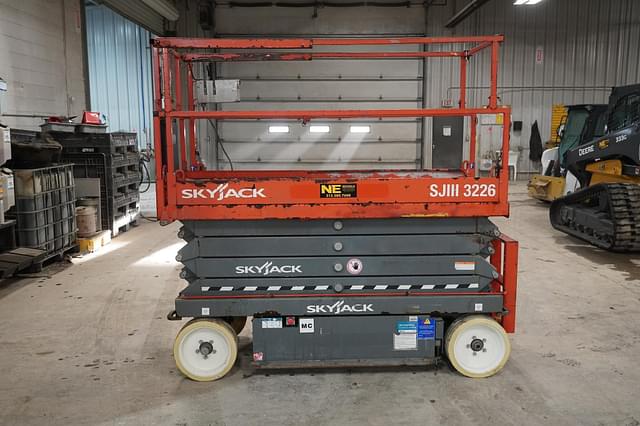 Image of Sky Jack SJIII3226 equipment image 4