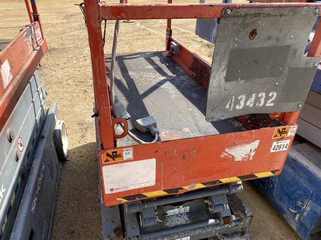 Image of Sky Jack SJIII3219 equipment image 4
