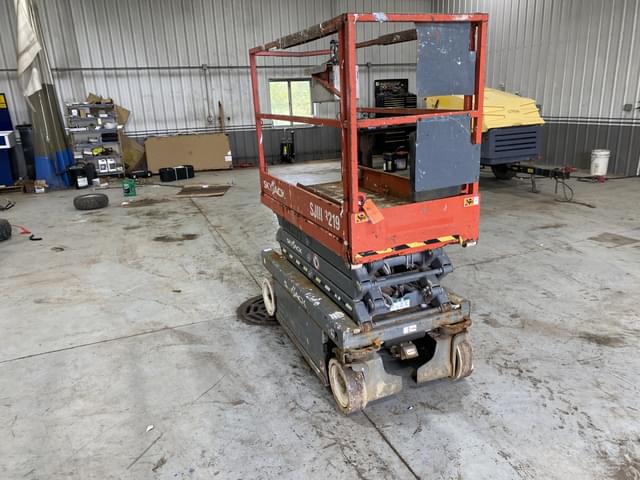 Image of Sky Jack SJIII3219 equipment image 2