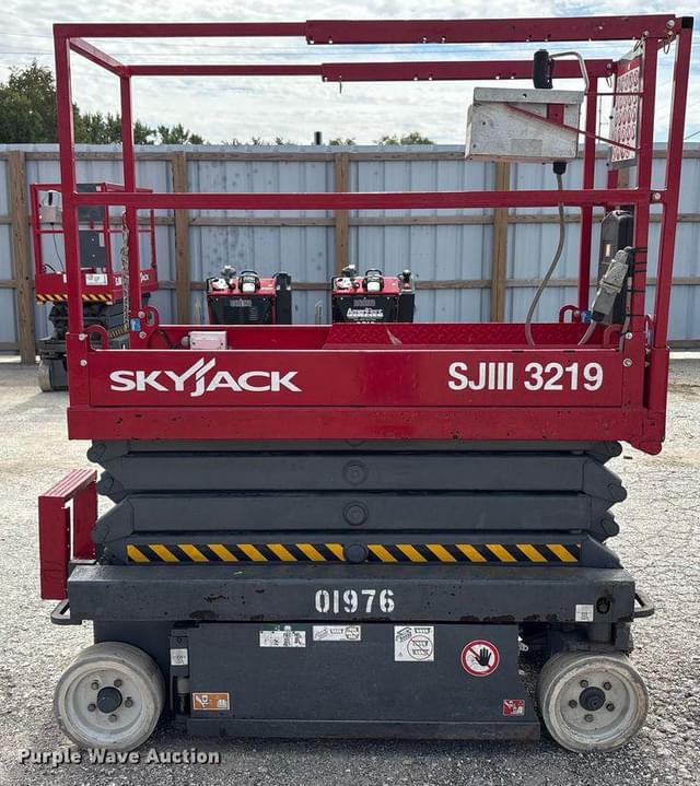 Image of Sky Jack SJIII3219 equipment image 3