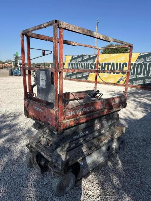 Image of Sky Jack SJIII3219 equipment image 2