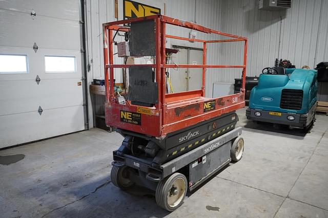Image of Sky Jack SJIII 3220 equipment image 1