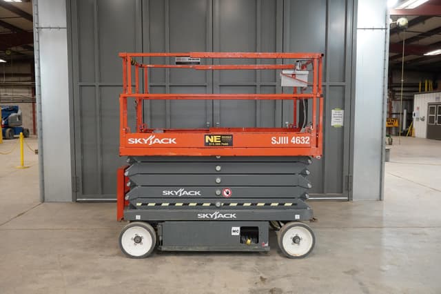 Image of Sky Jack SJIII4632 equipment image 4