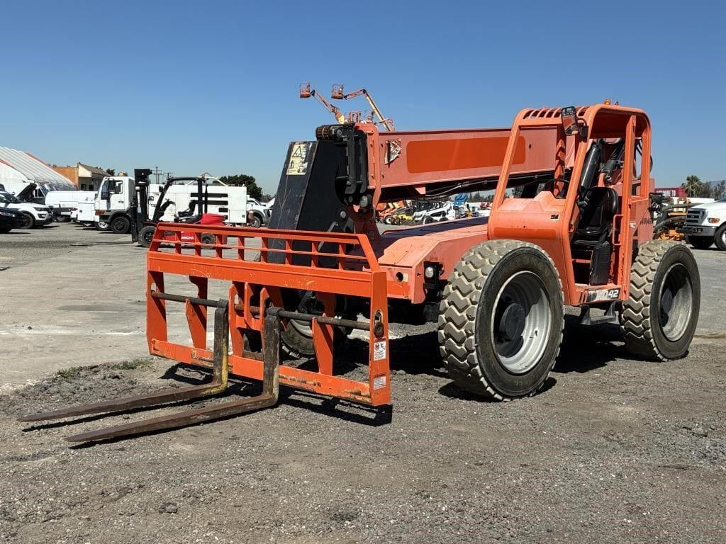 2016 Skytrak 6042 Equipment Image0